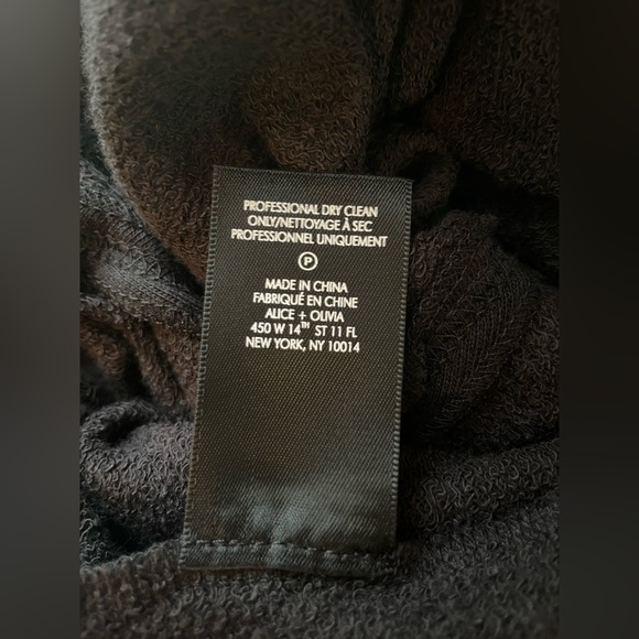 Alice + olivia M 😍✨NWOT 🙂♥️ - Picture 9 of 9